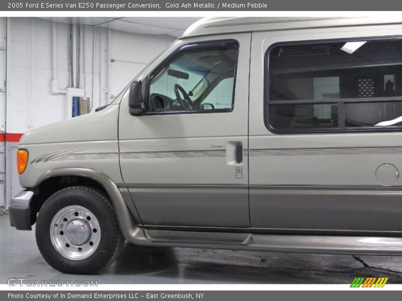 Gold Ash Metallic / Medium Pebble 2005 Ford E Series Van E250 Passenger Conversion