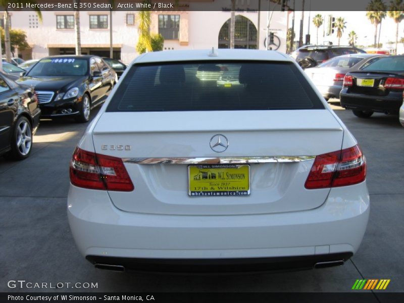 Arctic White / Black 2011 Mercedes-Benz E 350 Sedan