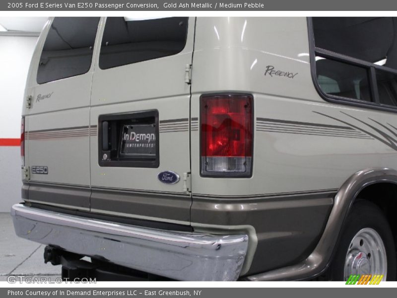 Gold Ash Metallic / Medium Pebble 2005 Ford E Series Van E250 Passenger Conversion