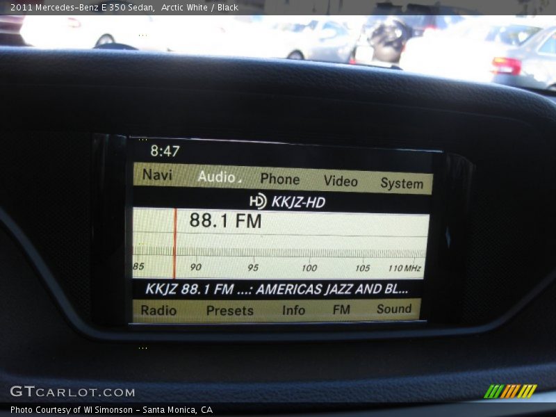 Arctic White / Black 2011 Mercedes-Benz E 350 Sedan