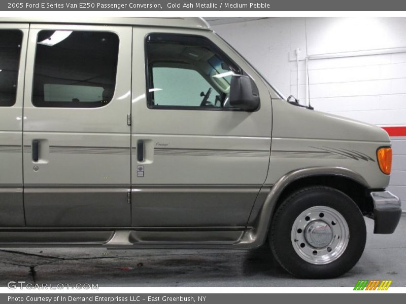 Gold Ash Metallic / Medium Pebble 2005 Ford E Series Van E250 Passenger Conversion