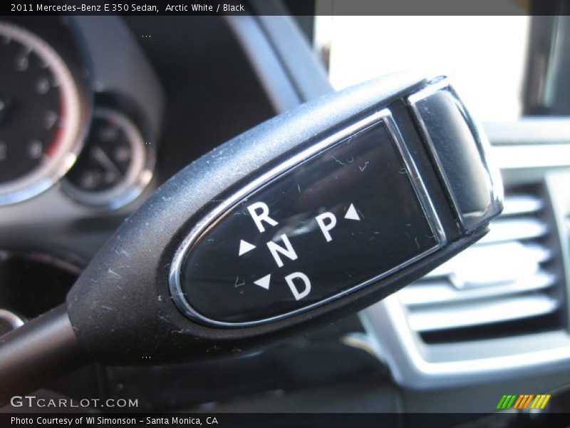 Arctic White / Black 2011 Mercedes-Benz E 350 Sedan