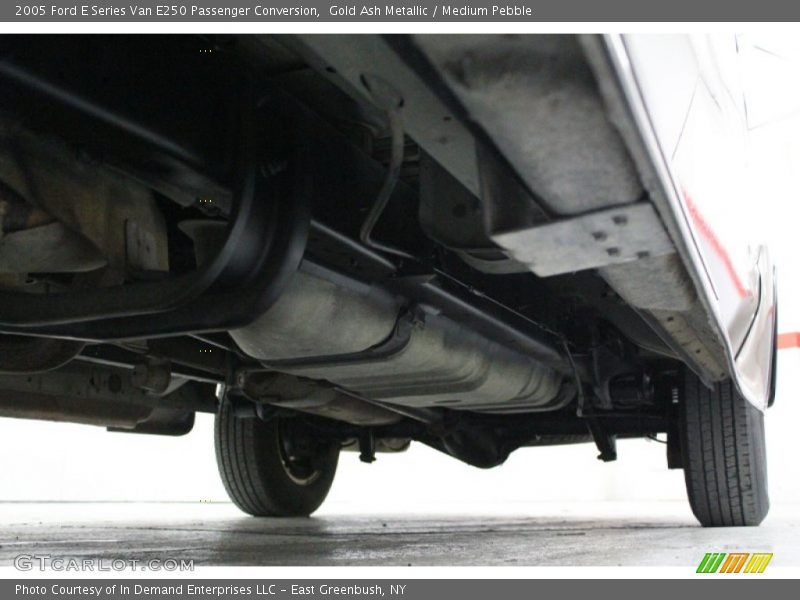 Gold Ash Metallic / Medium Pebble 2005 Ford E Series Van E250 Passenger Conversion