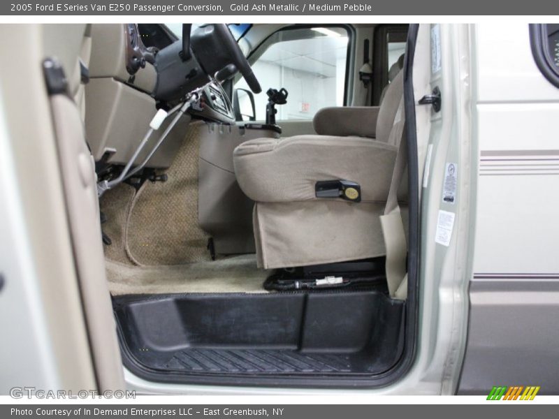 Gold Ash Metallic / Medium Pebble 2005 Ford E Series Van E250 Passenger Conversion