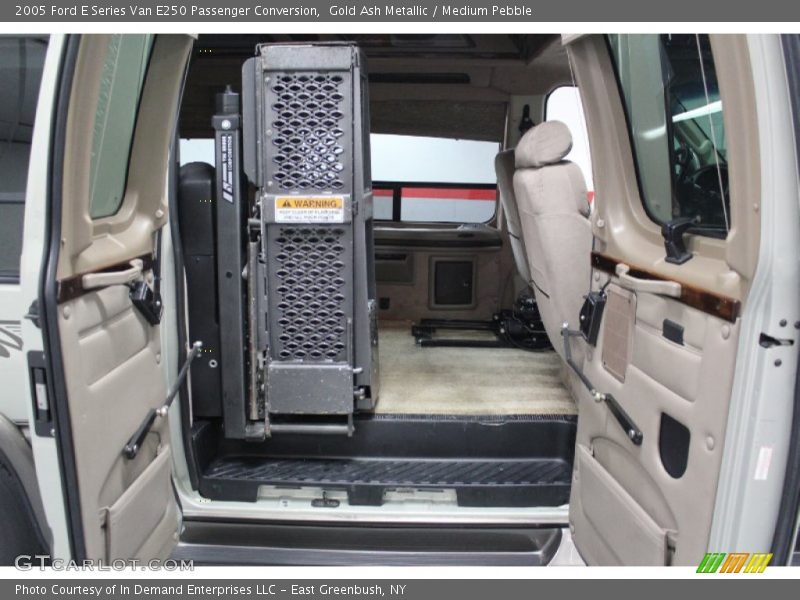 Gold Ash Metallic / Medium Pebble 2005 Ford E Series Van E250 Passenger Conversion