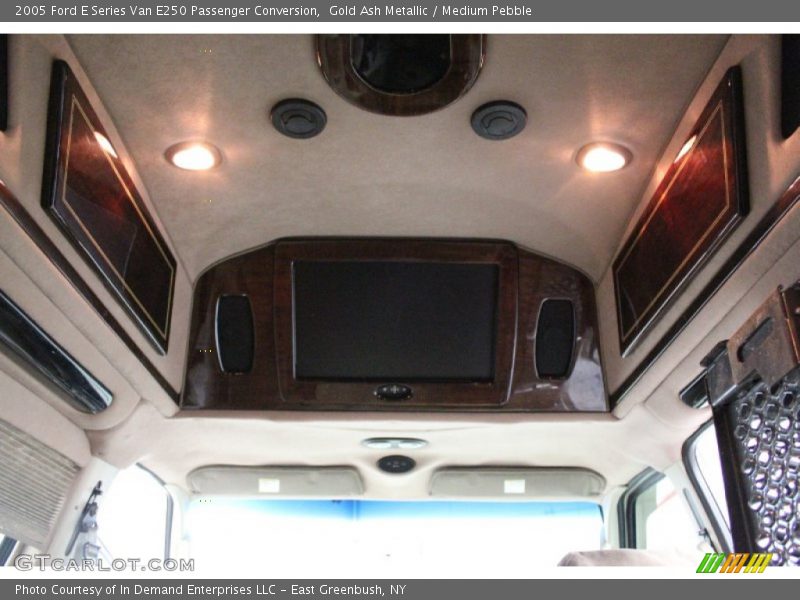 Gold Ash Metallic / Medium Pebble 2005 Ford E Series Van E250 Passenger Conversion