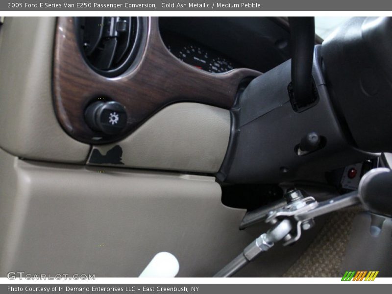 Gold Ash Metallic / Medium Pebble 2005 Ford E Series Van E250 Passenger Conversion