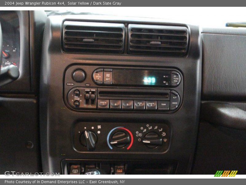 Solar Yellow / Dark Slate Gray 2004 Jeep Wrangler Rubicon 4x4
