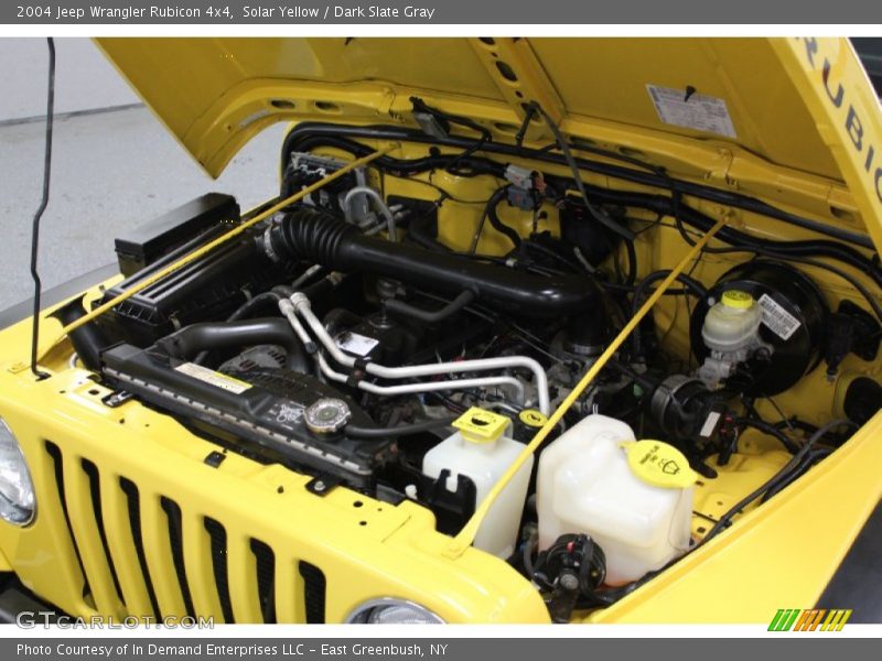 Solar Yellow / Dark Slate Gray 2004 Jeep Wrangler Rubicon 4x4