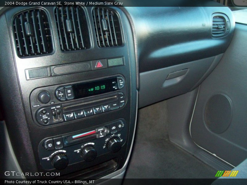 Stone White / Medium Slate Gray 2004 Dodge Grand Caravan SE