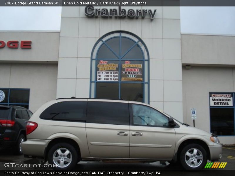 Linen Gold Metallic / Dark Khaki/Light Graystone 2007 Dodge Grand Caravan SXT