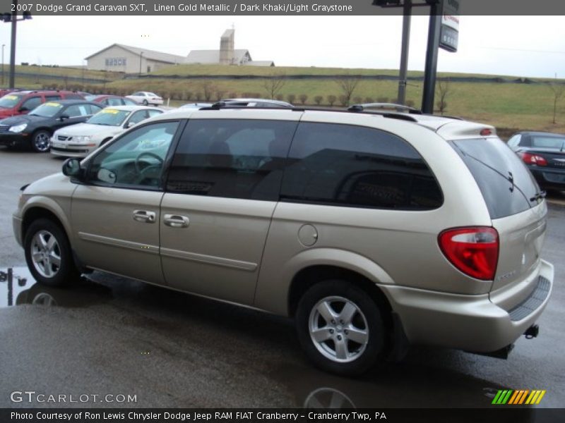Linen Gold Metallic / Dark Khaki/Light Graystone 2007 Dodge Grand Caravan SXT