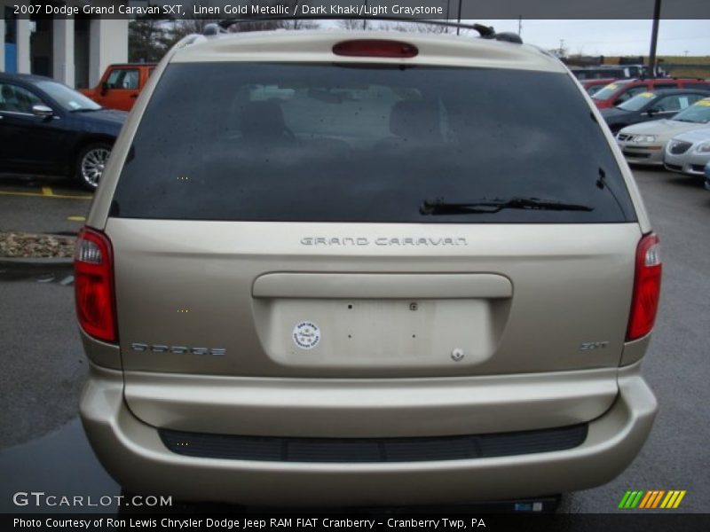 Linen Gold Metallic / Dark Khaki/Light Graystone 2007 Dodge Grand Caravan SXT