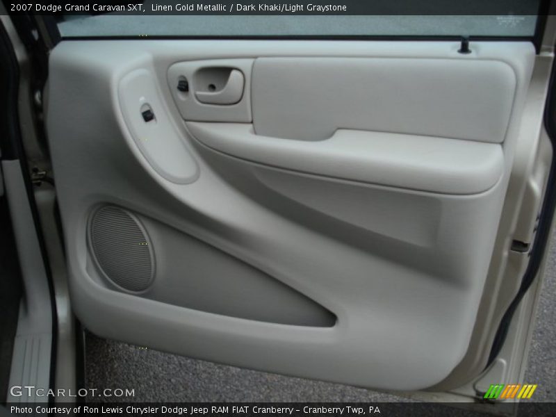 Linen Gold Metallic / Dark Khaki/Light Graystone 2007 Dodge Grand Caravan SXT