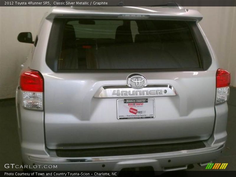 Classic Silver Metallic / Graphite 2012 Toyota 4Runner SR5
