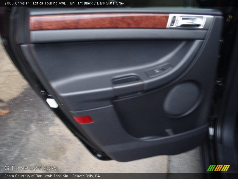 Brilliant Black / Dark Slate Gray 2005 Chrysler Pacifica Touring AWD