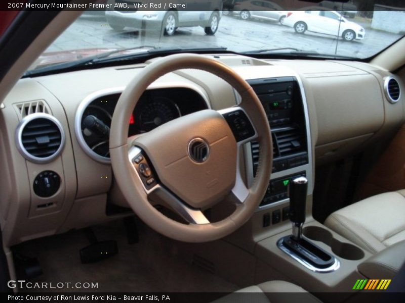 Vivid Red / Camel 2007 Mercury Mountaineer Premier AWD