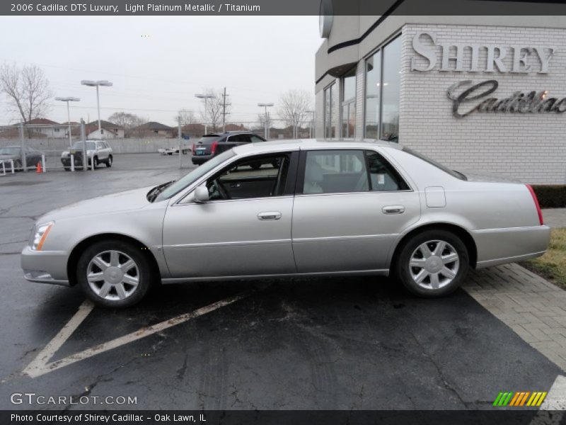 Light Platinum Metallic / Titanium 2006 Cadillac DTS Luxury