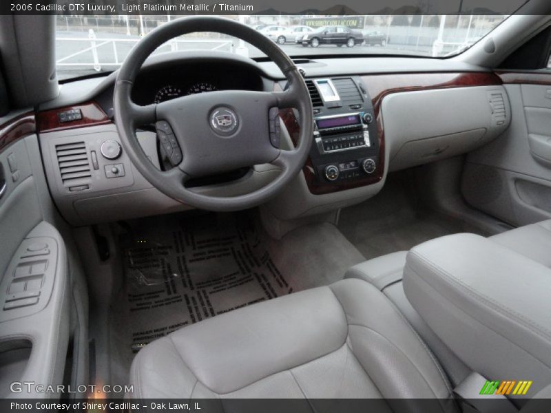 Light Platinum Metallic / Titanium 2006 Cadillac DTS Luxury