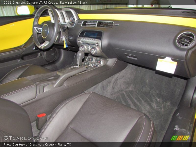 Dashboard of 2011 Camaro LT/RS Coupe