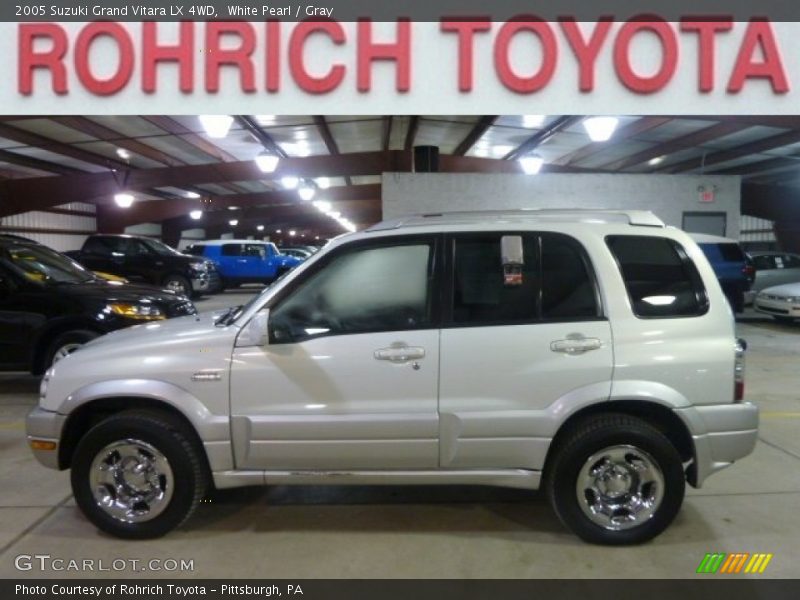 White Pearl / Gray 2005 Suzuki Grand Vitara LX 4WD