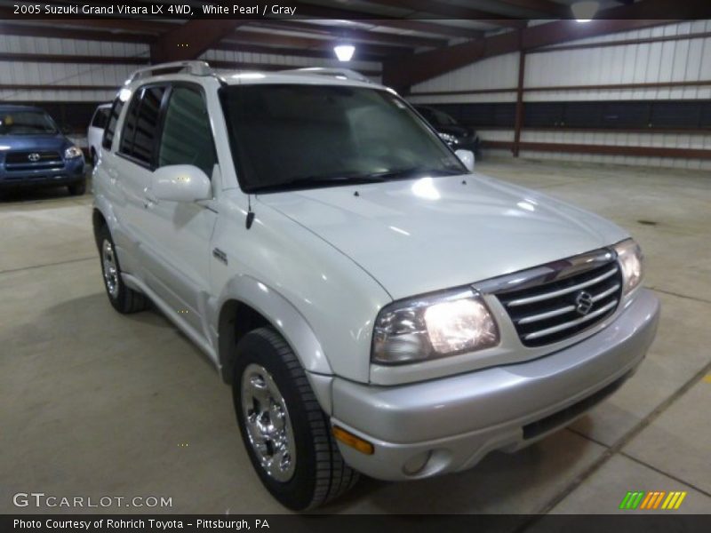 White Pearl / Gray 2005 Suzuki Grand Vitara LX 4WD