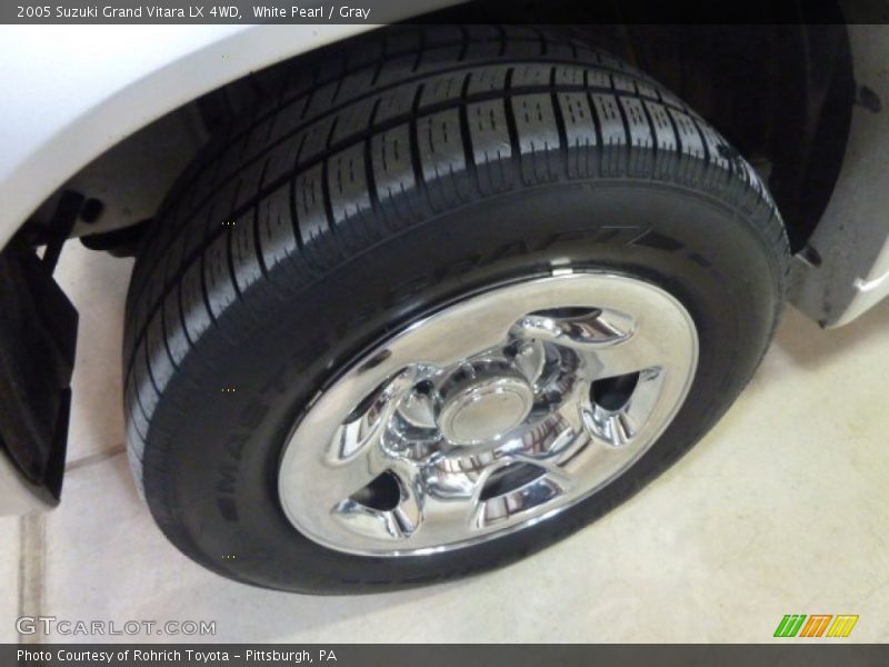 White Pearl / Gray 2005 Suzuki Grand Vitara LX 4WD