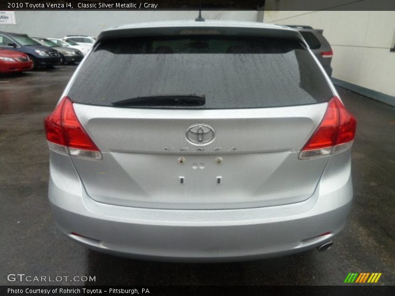Classic Silver Metallic / Gray 2010 Toyota Venza I4