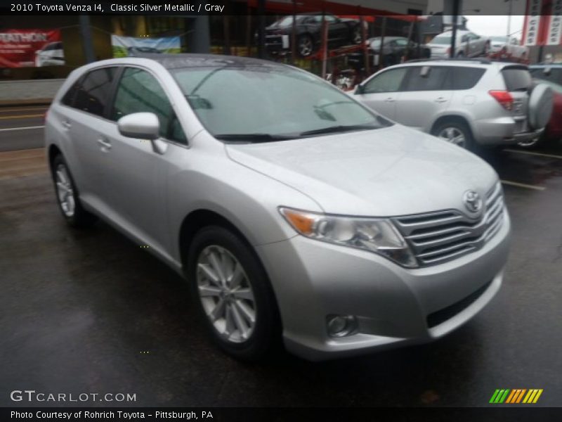 Classic Silver Metallic / Gray 2010 Toyota Venza I4