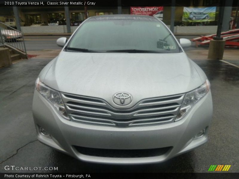 Classic Silver Metallic / Gray 2010 Toyota Venza I4