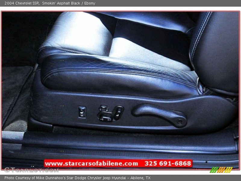 Smokin' Asphalt Black / Ebony 2004 Chevrolet SSR