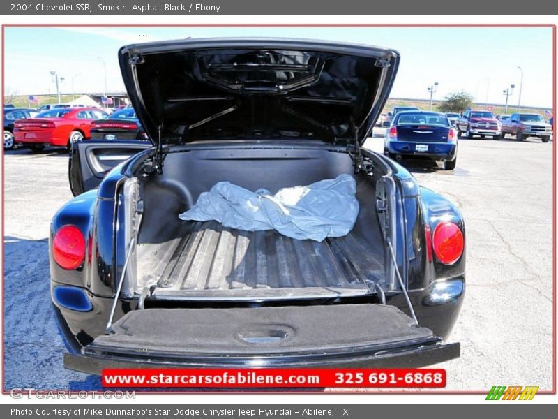 Smokin' Asphalt Black / Ebony 2004 Chevrolet SSR