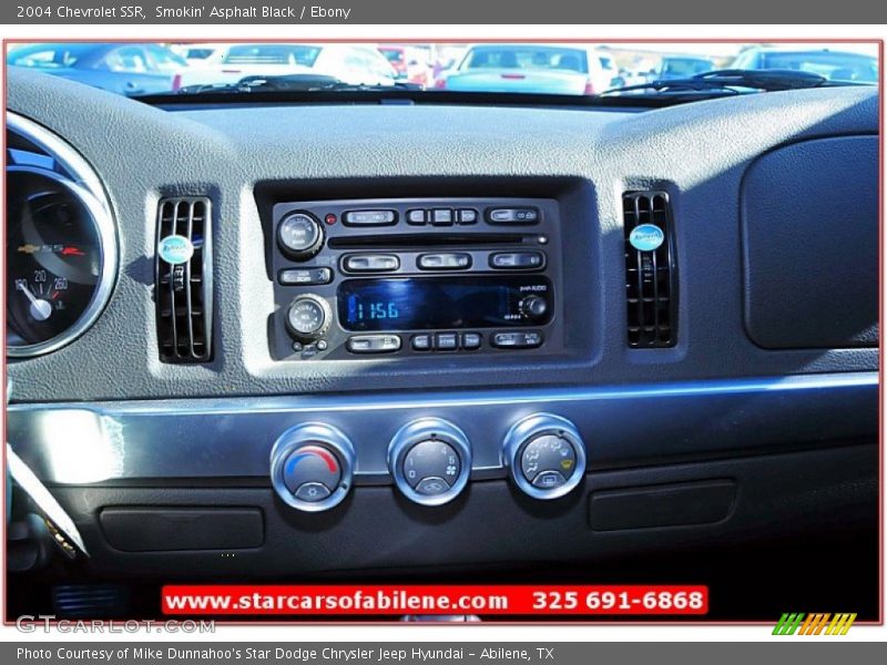 Smokin' Asphalt Black / Ebony 2004 Chevrolet SSR
