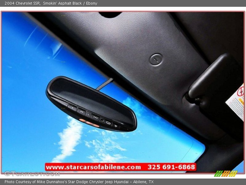 Smokin' Asphalt Black / Ebony 2004 Chevrolet SSR