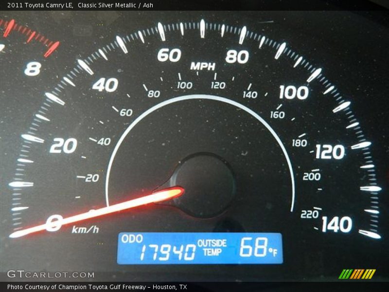 Classic Silver Metallic / Ash 2011 Toyota Camry LE