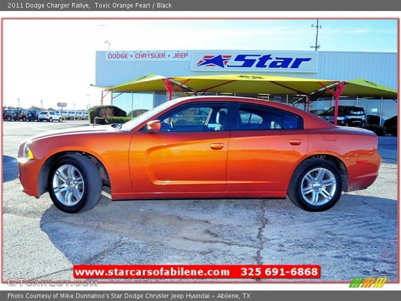 Toxic Orange Pearl / Black 2011 Dodge Charger Rallye