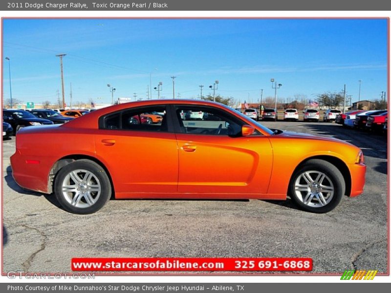 Toxic Orange Pearl / Black 2011 Dodge Charger Rallye
