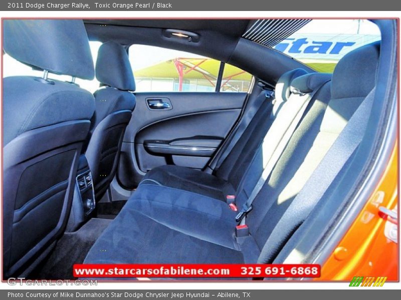 Toxic Orange Pearl / Black 2011 Dodge Charger Rallye