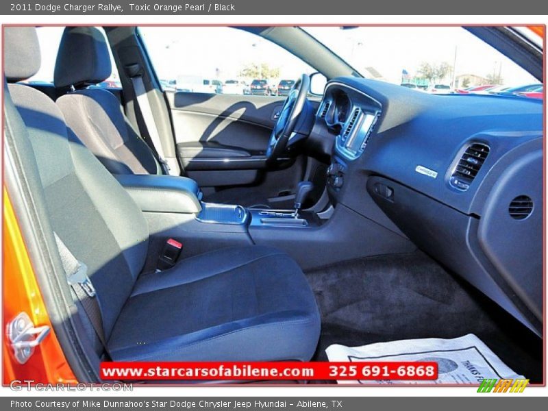 Toxic Orange Pearl / Black 2011 Dodge Charger Rallye