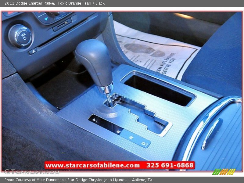 Toxic Orange Pearl / Black 2011 Dodge Charger Rallye
