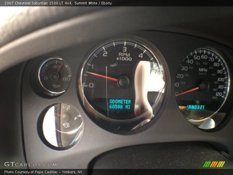 Summit White / Ebony 2007 Chevrolet Suburban 1500 LT 4x4