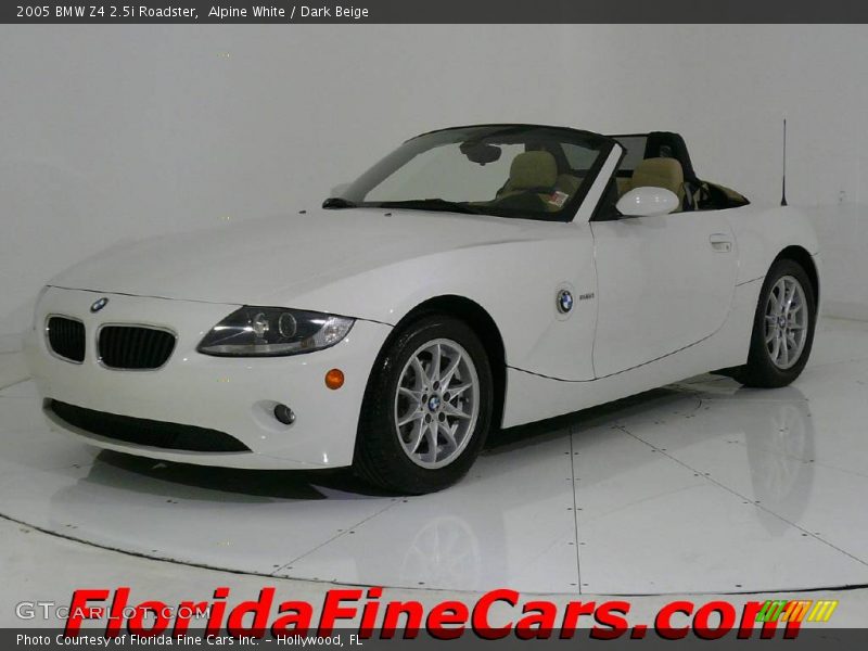 Alpine White / Dark Beige 2005 BMW Z4 2.5i Roadster
