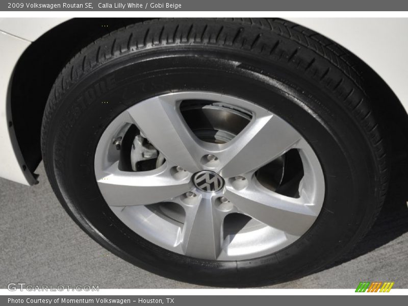 Calla Lilly White / Gobi Beige 2009 Volkswagen Routan SE
