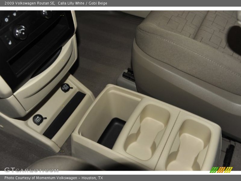 Calla Lilly White / Gobi Beige 2009 Volkswagen Routan SE