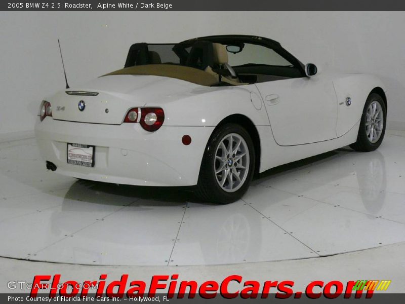 Alpine White / Dark Beige 2005 BMW Z4 2.5i Roadster