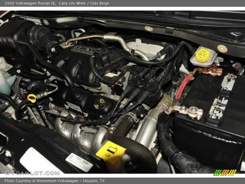 Calla Lilly White / Gobi Beige 2009 Volkswagen Routan SE