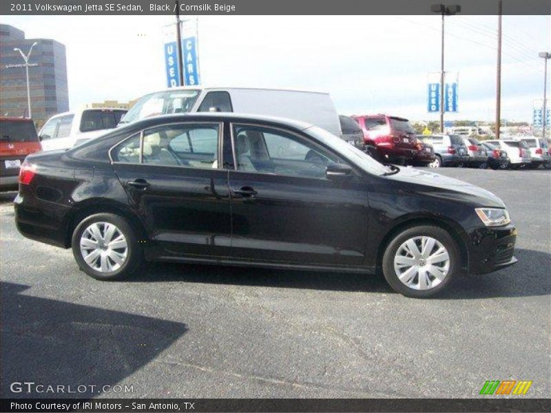 Black / Cornsilk Beige 2011 Volkswagen Jetta SE Sedan