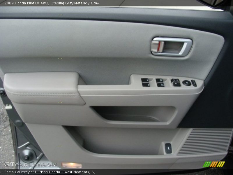Sterling Gray Metallic / Gray 2009 Honda Pilot LX 4WD