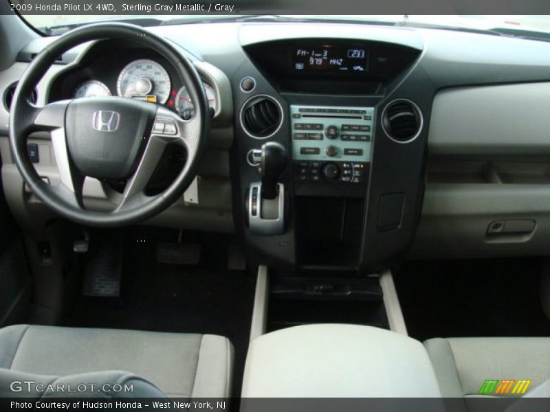 Sterling Gray Metallic / Gray 2009 Honda Pilot LX 4WD