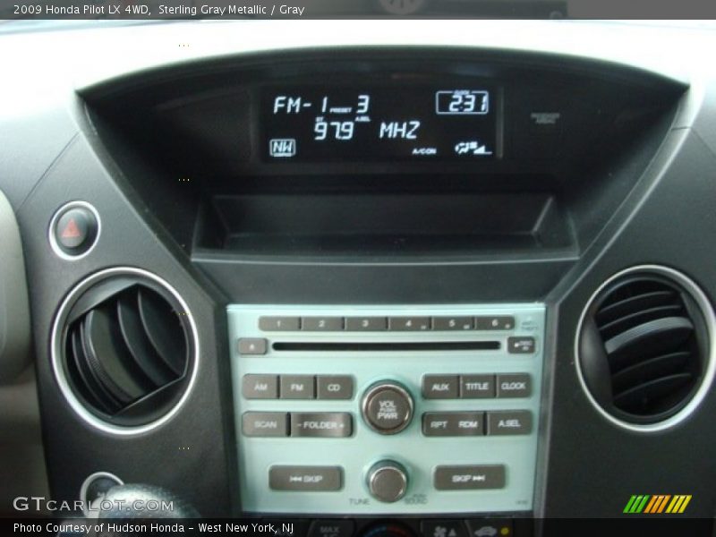 Sterling Gray Metallic / Gray 2009 Honda Pilot LX 4WD